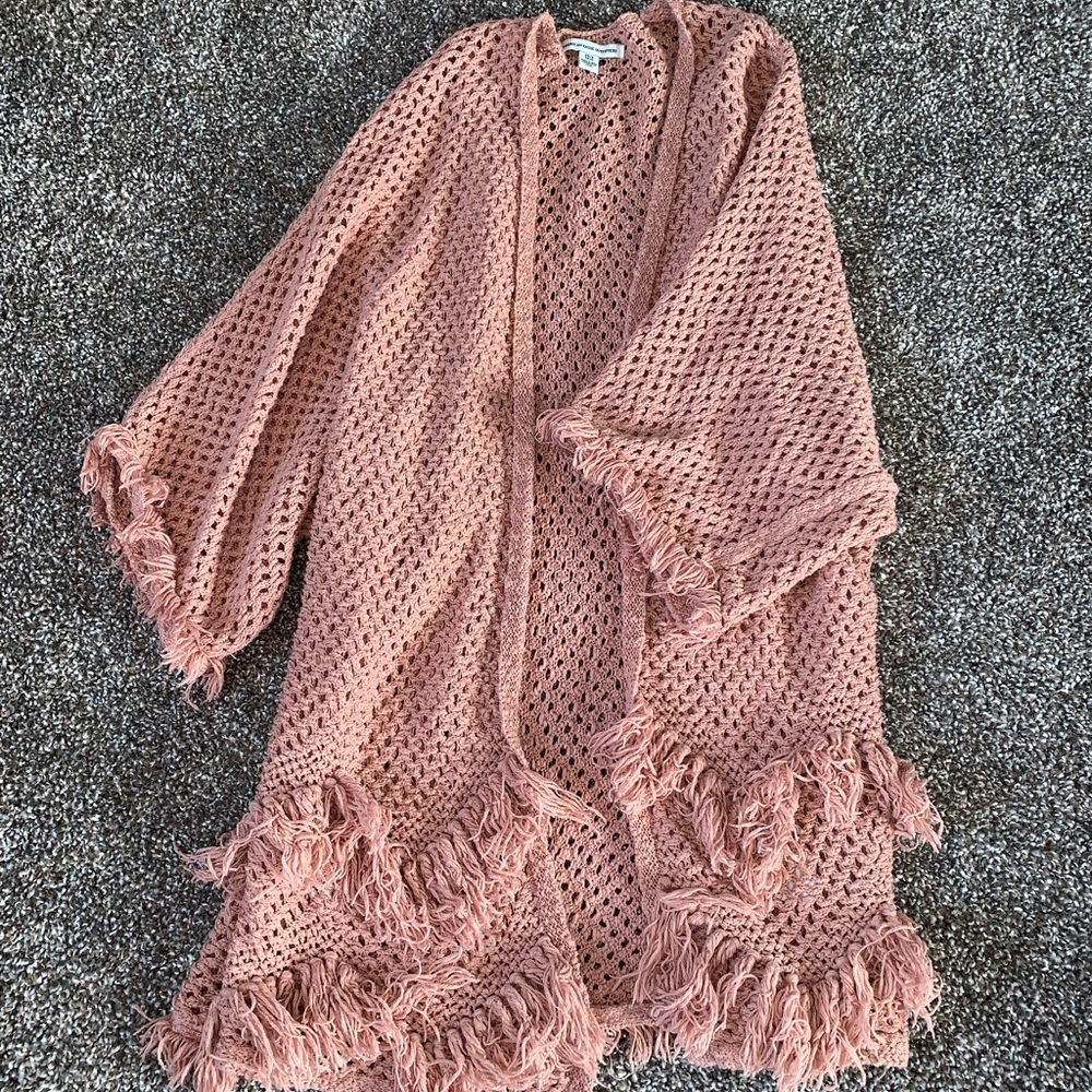American Eagle pink knit fringe kimono/cardigan, size xs